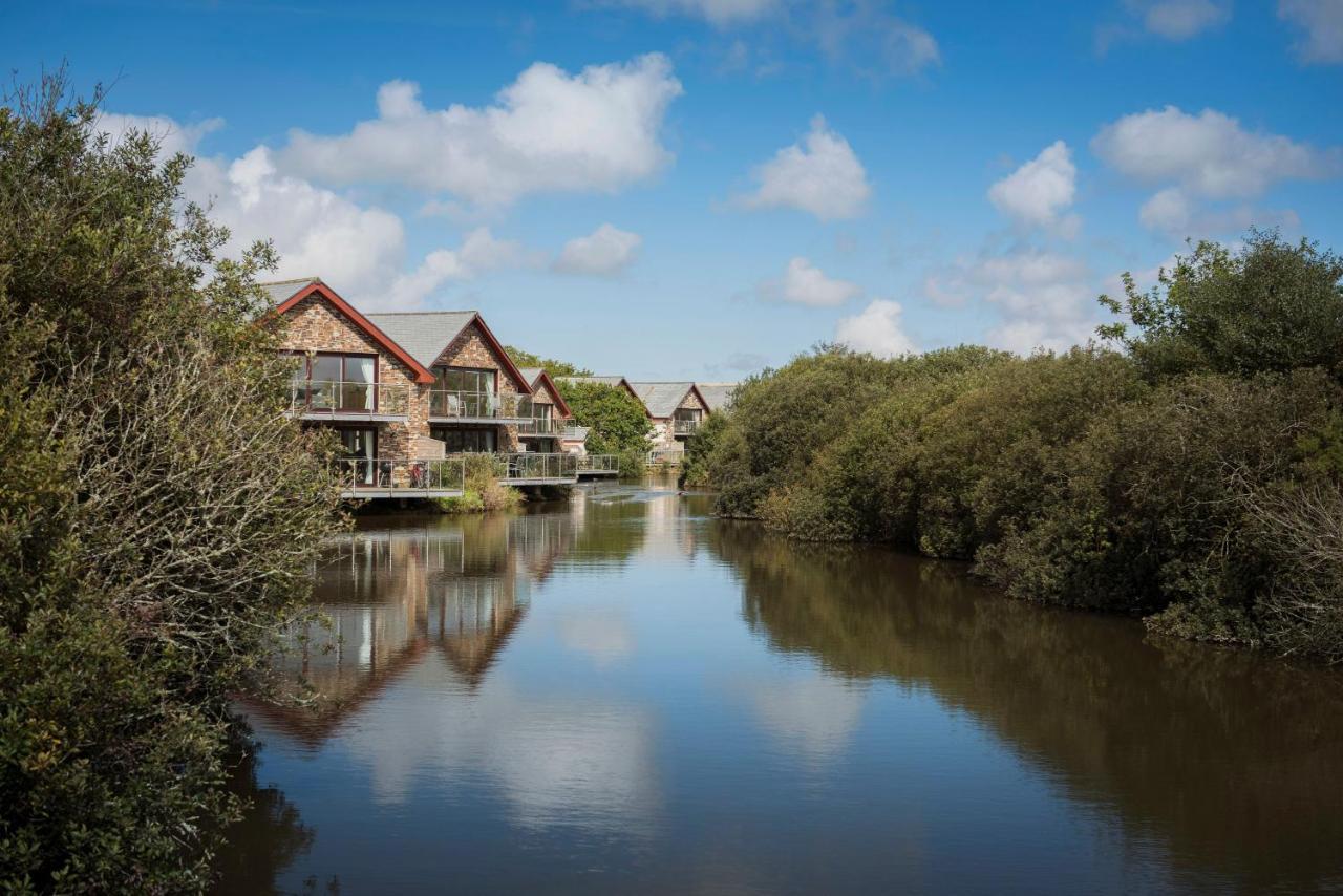 Kingfisher Hot Tub & Log Burner House On Premium Lakeside With Resort Facilities St Columb Major Luaran gambar