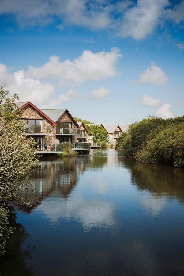 Kingfisher Hot Tub & Log Burner House On Premium Lakeside With Resort Facilities St Columb Major Luaran gambar