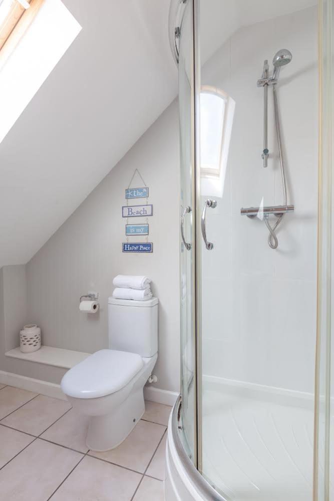 Kingfisher Hot Tub & Log Burner House On Premium Lakeside With Resort Facilities St Columb Major Luaran gambar